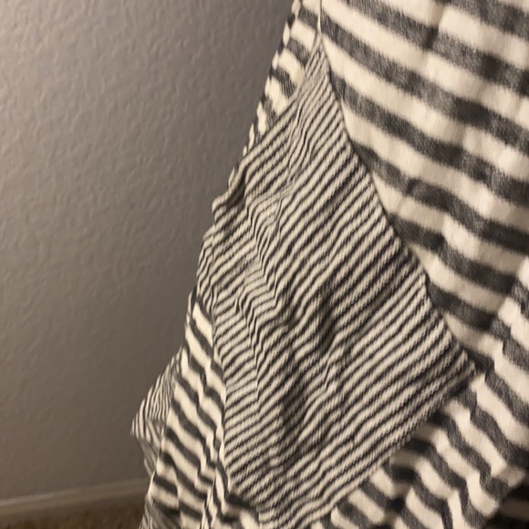 Women’s Cardigan - Picture 2 of 5